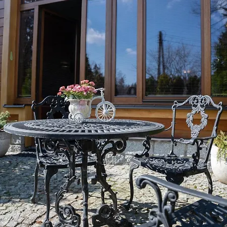 Rentplanet - Szosa Czeska アパート *